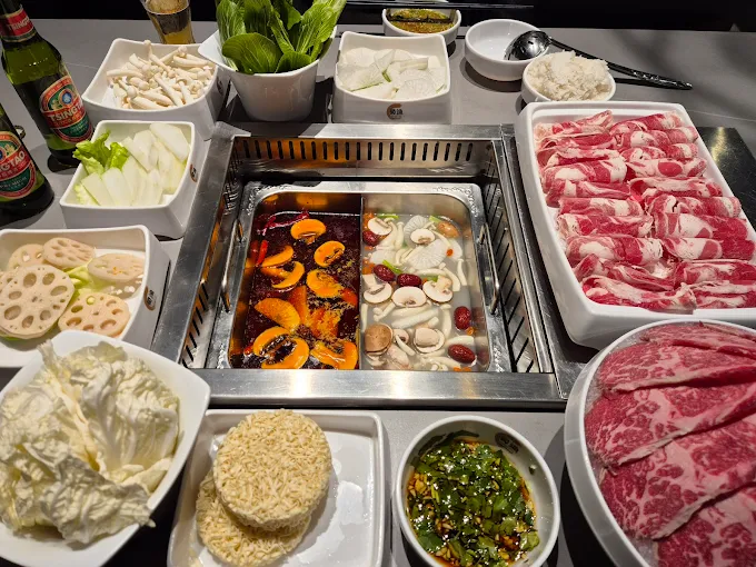 Hotpot clasic ShuYu cu pește Sichuan București